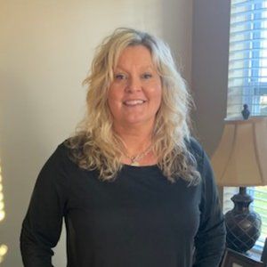 Meet your Posher, Angie